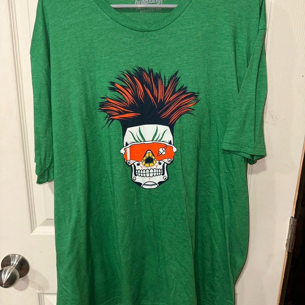 La Pina Yuli Gurriel Houston Astros Short Sleeve Green Tee Sugar Skull Design